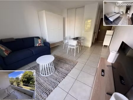 studio meublé 24m2 + varangue et parking - centre ville barachois