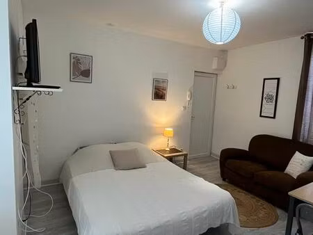 f1 compiegne 2 mn a pied de l utc et du centre ville