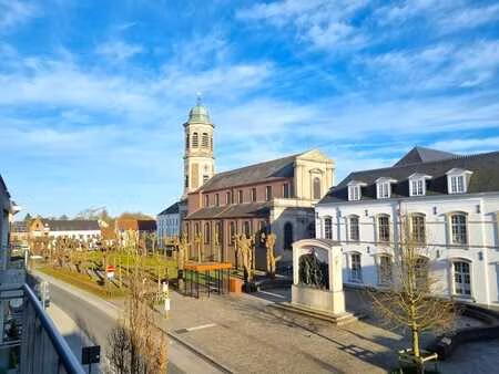 lichtrijk appartement inclusief garagebox