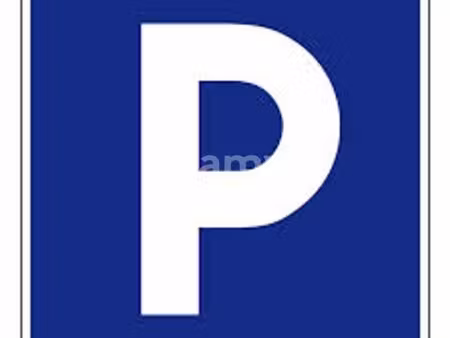 parking 1 m² romainville