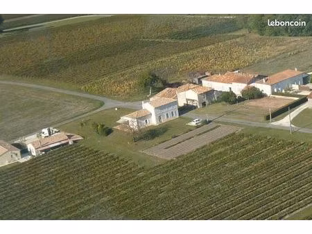 belle maison rénovée  150m2  8mn jonzac  1043/mois