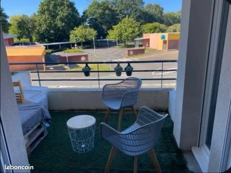 appartement t3 avec balcon et garage