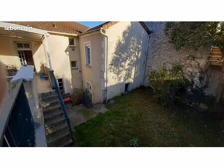 logement périgueux st georges 6 pièces + cuisine grand garage terrasse jardin