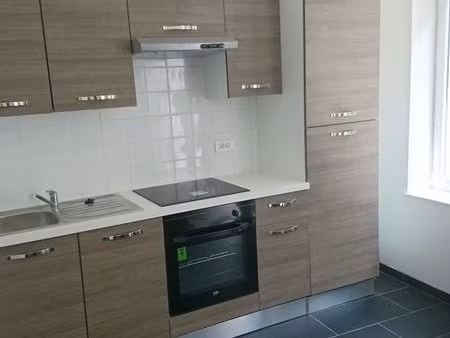 triplex 2 chambres - rénové  lumineux  meublé - lille esquermes