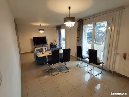 t3 68m² + balcon + loggia + cave