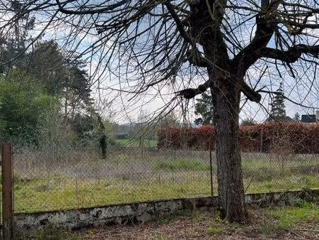 maison à louer 3pieces + jardin à cerilly