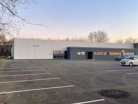 local commercial à vendre