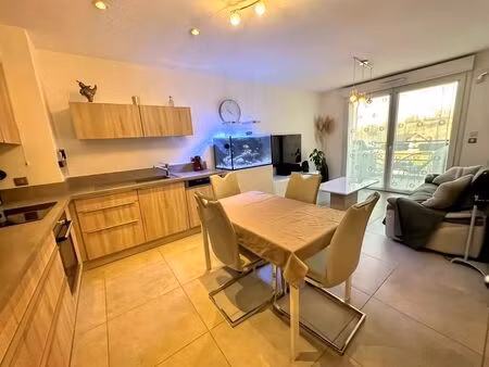 vente commerce 2 pièces 51 m² allonzier-la-caille (74350)