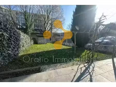 maison familiale 4 chambres avec jardin – entrée de ville - proc