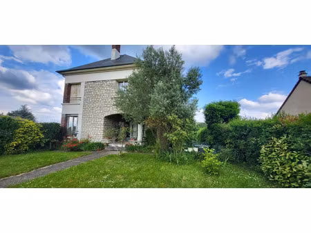 vente maison 7 pièces 250 m² aigremont (78240)
