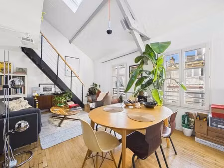 paris xviii - grandes carrieres - 4p sejour cathedrale - lumineux