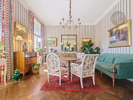 appartement bourgeois en dernier étage quartier raspail