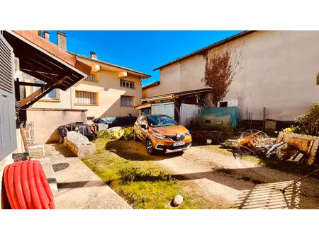 appartement saint geoirs 4 pièce(s) 87 m2 avec terrain et garage