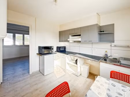 saint-nazaire centre : studio - t1 bis lumineux avec parking privé – emplacement n°1