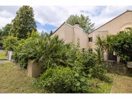 maison jumelée avec jardin geaune