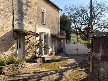 st-georges-les-bx / maison ancienne 160m2 avec dépendances