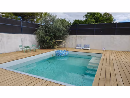 à vendre : magnifique mas en pierre au coeur d'un hameau