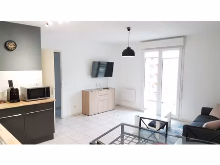 à louer t2 meublé en excellent état billère