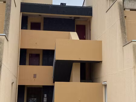 appartement châteauroux - t4 - 84m² -