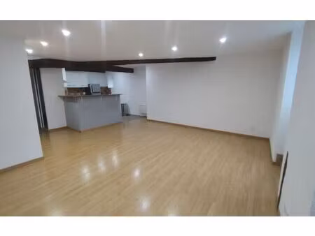 location appartement  62.75 m² t-3 à la souterraine  546 €