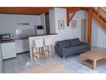 location appartement  45 m² t-2 à limoges  565 €