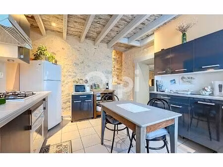 location appartement  m² t-2 à longueville  605 €