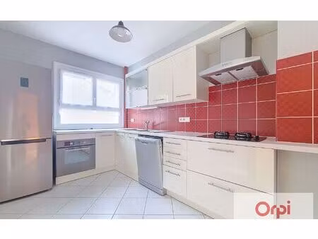 location appartement  73.61 m² t-3 à montluçon  640 €