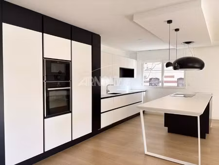 a louer - appartement t6 - centre ville