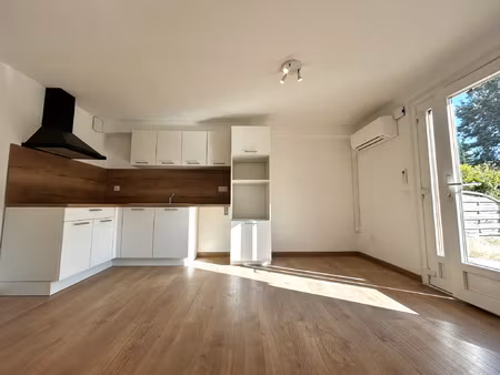 a louer - appartement t2 43m2 clos banet