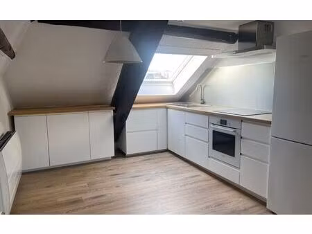 location appartement  32 m² t-3 à reims  650 €