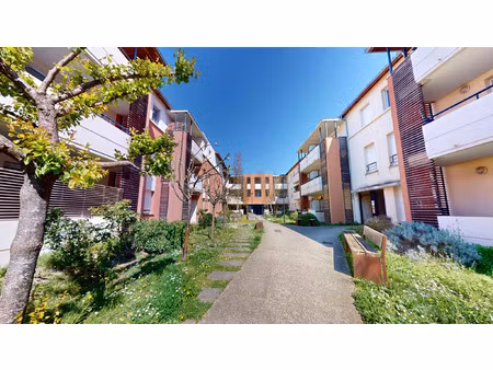 vente appartement 3 pièces 59 m² roques (31120)