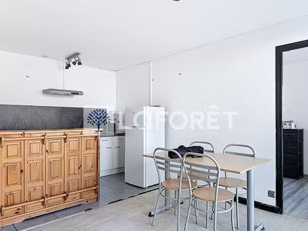 location - appartement meublé - st varent