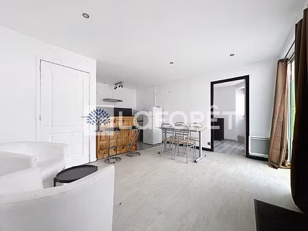 location appartement pouvant être meublé ou non - st varent