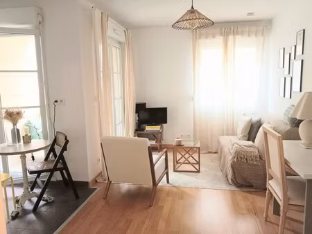 studio avec balcon à reims