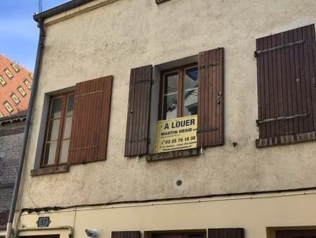 f3 troyes limite sainte savine à deux pas du centre ville