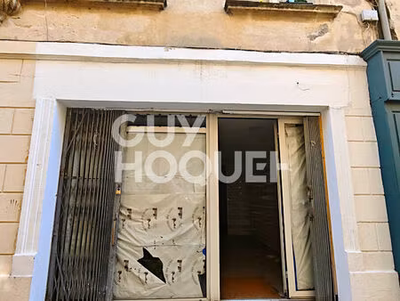 local commercial à louer - 50 68 m² - avignon centre ville