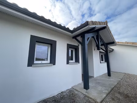 location maison 5 pièces 130 m² à saint-denis-de-pile (33910)