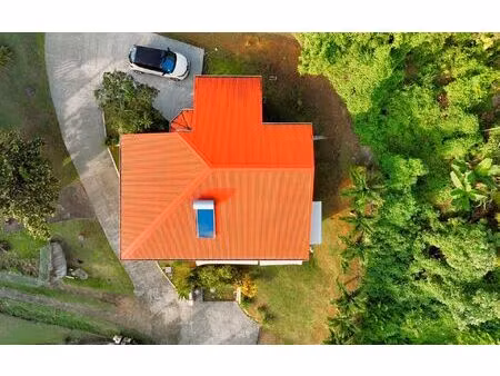 location maison  129 m² t-5 à saint-esprit  1 498 €