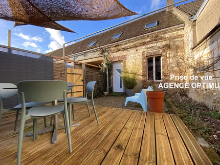 un cocon meuble a la campagne  à 9 km de la gare de sens