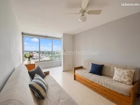 studio 1 pièce 27 m²