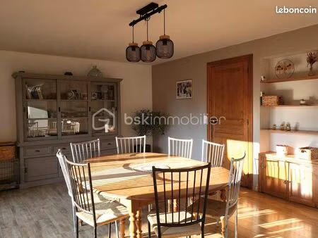 maison de ville 7 pièces 142 m²