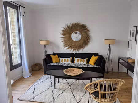 rue du chateau - 2 pieces meuble