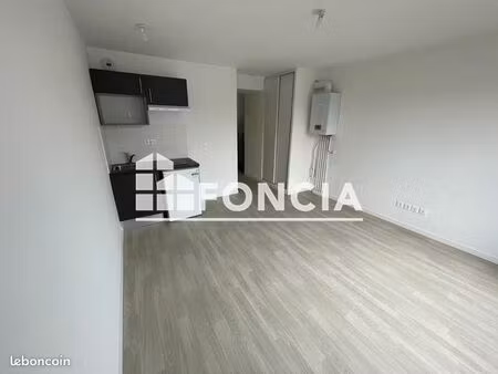 studio 1 pièce 28 m²