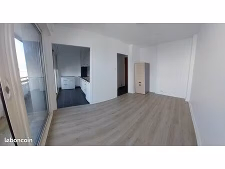 direct proprietaire 1 piece + cuisine loyer hc : 440 euros