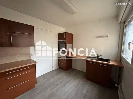 appartement 4 pièces 76 m²