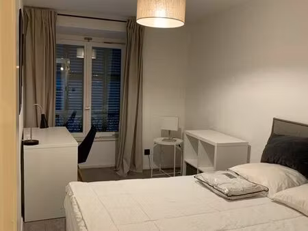 f1 meublé place st. étienne