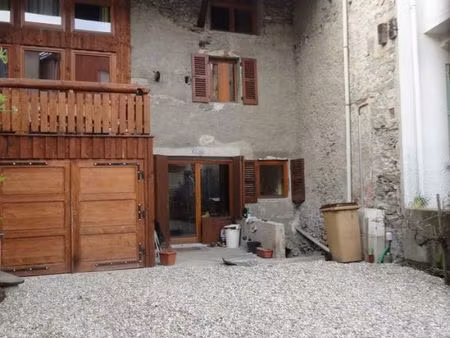 maison 4 pièces 94 m²