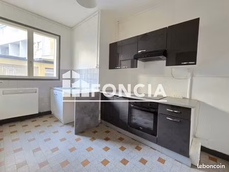 appartement 1 pièce 33 m²