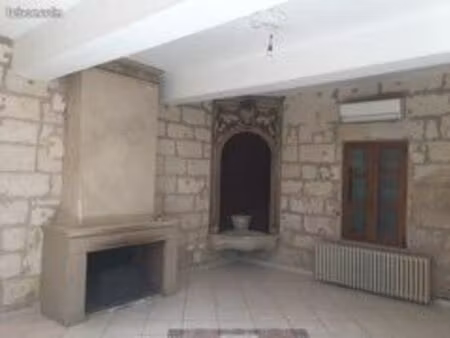 mas a louer beaucaire