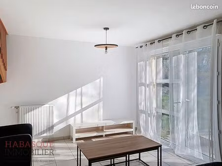 maison 4 pièces 75 m²